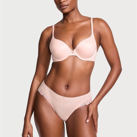 Body by Victoria Perfect Shape Push-up - Picture 2 of 8